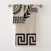 Medusa / Gorgon, Griekse sleutel, Laurel krans, Be Bad Handdoek (Insitu)