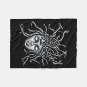 Medusa standbeeld, Griekse beeldhouwkunst, mytholo Fleece Deken (Voorkant (Horizontaal))