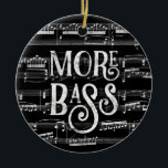 Meer bass-kalkboard - Black White Music Keramisch Ornament<br><div class="desc">Een mooi ontwerp met meer massa met een alkbordeffect met een muziekachtergrond voor muzikale notatievellen in zwart-wit.</div>