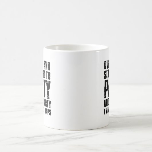 Meer dan 70 en nog steeds houdt van party Mok (Center)