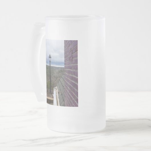 Meer dan de halve maan matglas bierpul (Voorkant links)