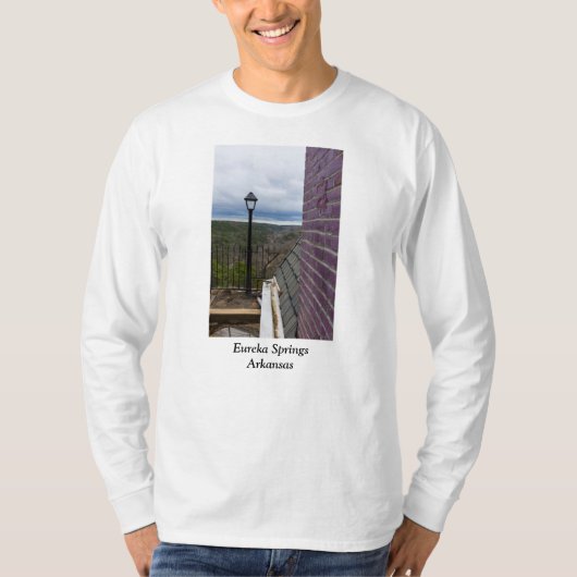 Meer dan de halve maan t-shirt (Voorkant)