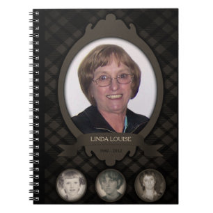 meer dan een jaar geleden werd het foto - gedenkbo notitieboek