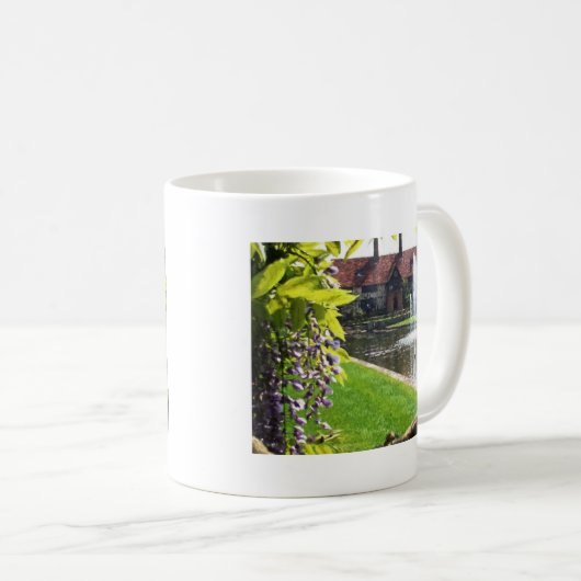 Meer en fontein bij RHS Wisley Koffiemok (Voorkant rechts)