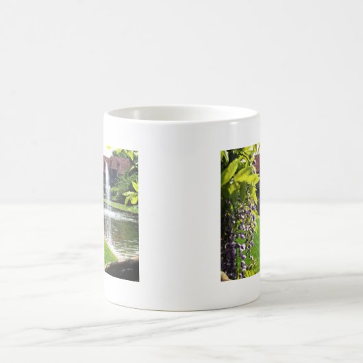 Meer en fontein bij RHS Wisley Koffiemok (Center)