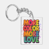 Meer Kleur Meer Liefde Speelse Typografie Aangepas Sleutelhanger (Voorkant Links)