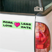 Meer liefde, minder haat Bumpersticker (Op Truck)
