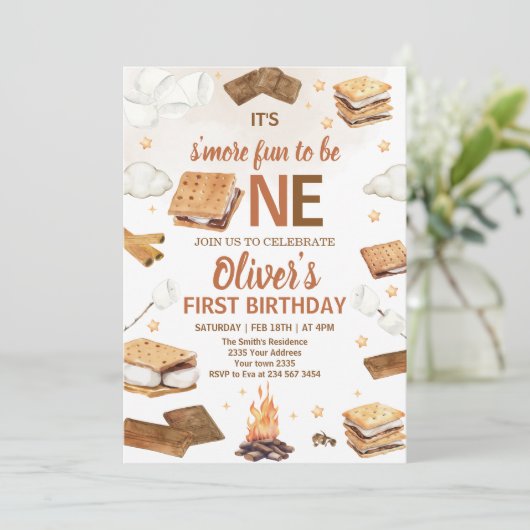 Meer Plezier Om Eén S'mores Kampvuur Verjaardag Te Kaart (Staand voorkant)