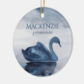 Meer reflecties | Dusty Blue Swan Groomsman Keramisch Ornament (Links)