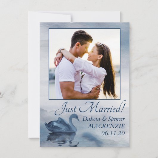 Meer reflecties | Dusty Blue Swan Photo Wedding Aankondiging (Voorkant)