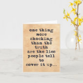 Meer schokkend dan de waarheid zijn leugens citere kaart (Gele Bloem)