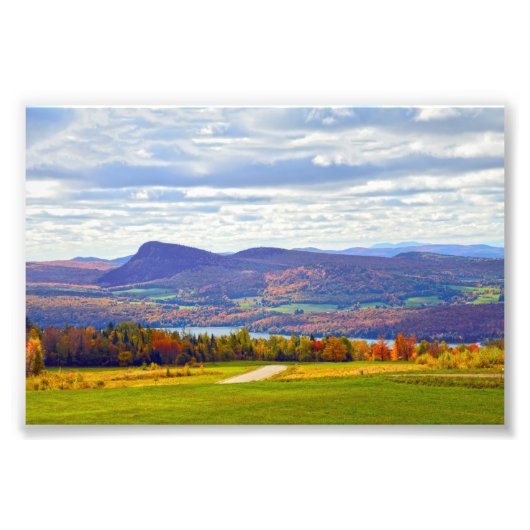 Meer van Willoughby, Vermont, in het najaar Foto Afdruk (Voorkant)