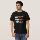 Meer zwarten meer honden meer Iers T-shirt (Voorkant volledig)