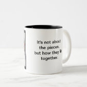 Meerdere puzzelkleurige puzzelstukjes tweekleurige koffiemok (Voorkant rechts)