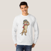 Meerkat als piloot met pet van piloot t-shirt (Voorkant volledig)