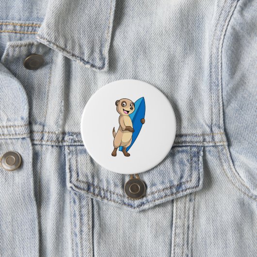Meerkat als surfer met surfboard ronde button 7,6 cm (In situ)