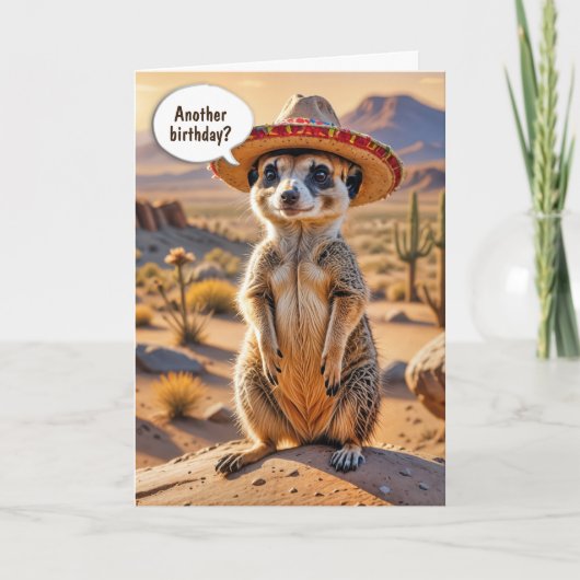 Meerkat draagt sombrero om ouder te worden kaart (Voorkant)