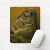Meerkat Embrace – Heartfelt Wildlife Art Print Muismat (Met muis)