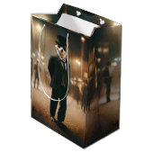 Meerkat gekleed voor Black Stropdas Event, Medium Cadeauzakje (Achterkant Gekanteld)