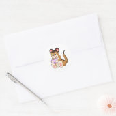 Meerkat met beker koffie ronde sticker (Envelop)