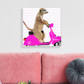Meerkat op roze brommer canvas afdruk (Insitu (Woonkamer))