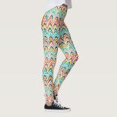 Meerkleurige Ikat Chevron Flame Stitch-Leggings Leggings (Rechts)