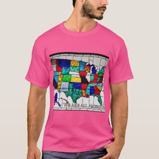 Meerkleurige kaart van de Verenigde Staten die etn T-shirt