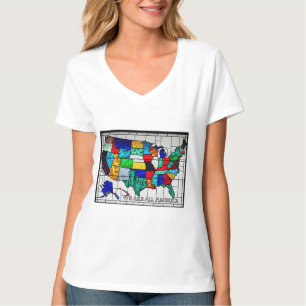 Meerkleurige kaart van de Verenigde Staten die etn T-shirt
