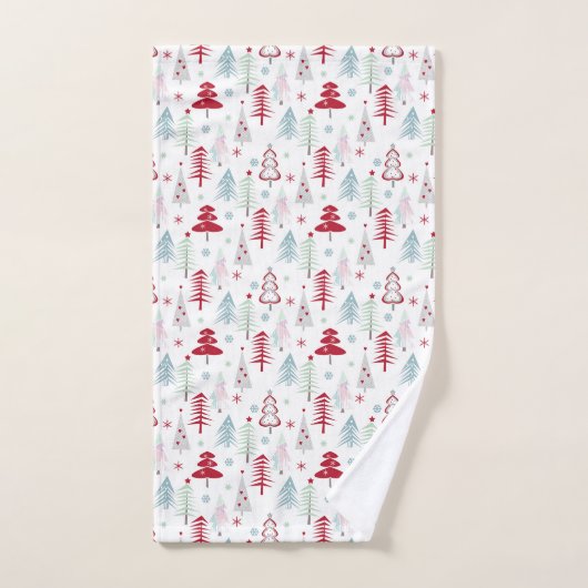 Meerkleurige kerstbomen op een wit bad handdoek (Handdoek)