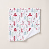 Meerkleurige kerstbomen op een wit bad handdoek (Wasdoekje)