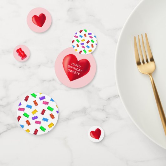 Meerkleurige snoepjes en harten confetti (Groep)