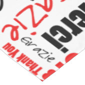 Meertalige rode zwarte typografie Dank u Tafelkleed (Gekanteld)