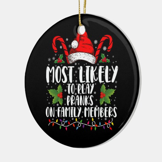 Meest waarschijnlijk om grappen te spelen op famil keramisch ornament (Links)