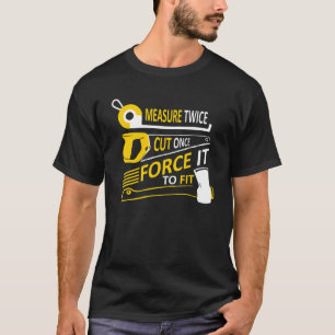 Meet tweemaal en knip vervolgens één keer om het o t-shirt
