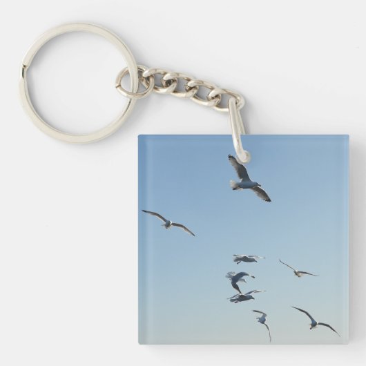 Meeuwen vliegen over oceaangolven kustvogel sleutelhanger (Voorkant)