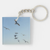 Meeuwen vliegen over oceaangolven kustvogel sleutelhanger (Achterkant)