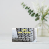 Mefnige tuning van bandenfitter en wielexpert visitekaartje (Staand voorkant)