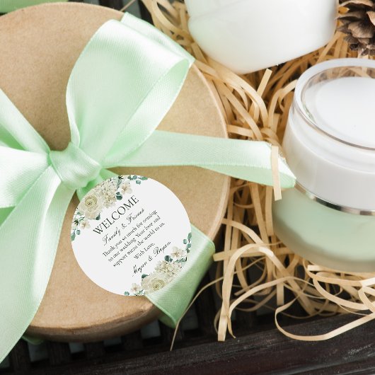 Megan White Floral Wedding Welcome Bag Ronde Sticker