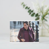 Meghan Markle Paars Briefkaart (Staand voorkant)