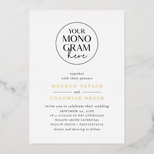 MEGHAN Zwart Wit Gouden Monogram Elegante Trouwdag Folie Uitnodiging (Voorkant)