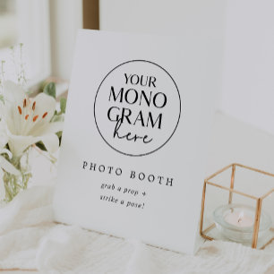 MEGHAN Zwart Wit Monogram Trouwfotocabine Reclamebord Met Voetstuk