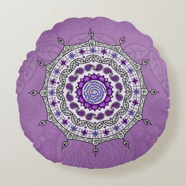 Mehndi Fantasy Zilveren Ronde Kussen (Voorkant)