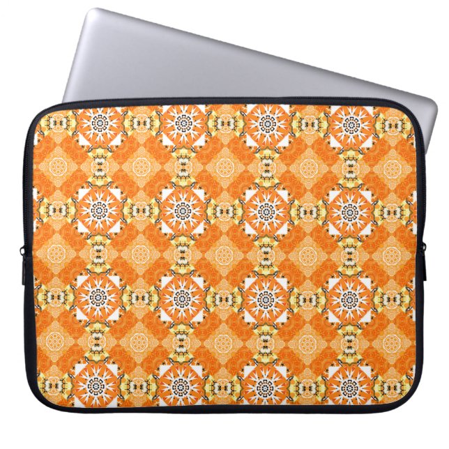 Mehndi-ontwerp. Rasterafbeelding. Curved doodlin Laptop Sleeve (Voorkant)