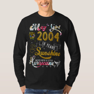 Mei Meisje 2004 Zonnebloemen Vlinders 18e verjaard T-shirt