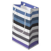 Meisblauw grijs brede horizontale strepen met naam klein cadeauzakje (Achterkant Gekanteld)