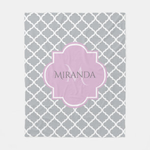Meisgrijze Quatrefoil Lavender Monogram en naam Fleece Deken