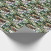 Meisje achtervolgt vlinders met een net cadeaupapier (Hoek)