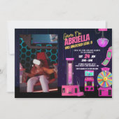 Meisje Arcade Verjaardagsfeest Foto Uitnodiging (Voorkant)