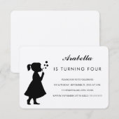 Meisje blaast bubbels Uitnodiging voor verjaardags (Voorkant / Achterkant)