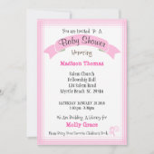 Meisje brengt uitnodiging voor Baby shower boeken  (Voorkant)